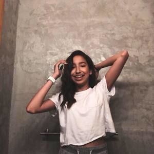 Meet your Posher, Sofia